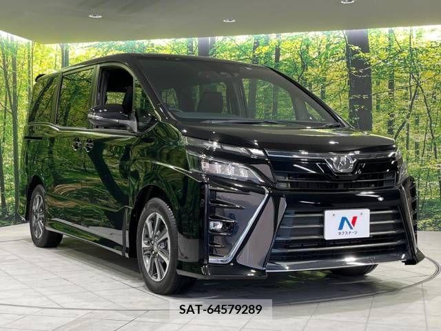 Toyota VOXY 2017-11 212879-16