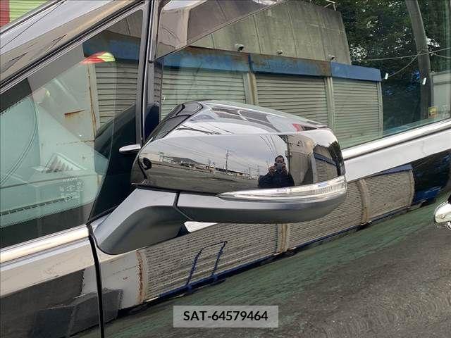 Toyota ALPHARD 2020-08 225035-3