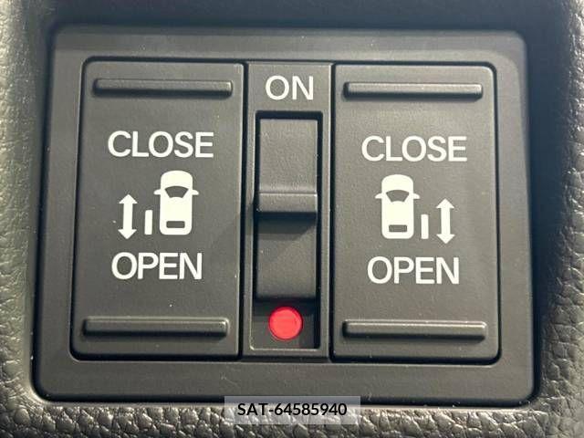 Honda N BOX CUSTOM 2017-11 329823-2