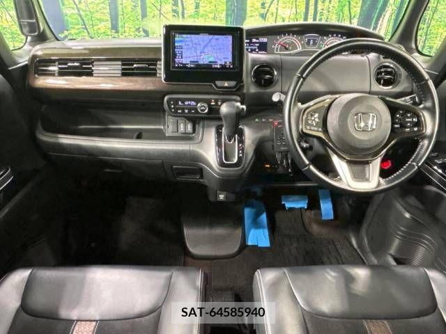 Honda N BOX CUSTOM 2017-11 329823-1