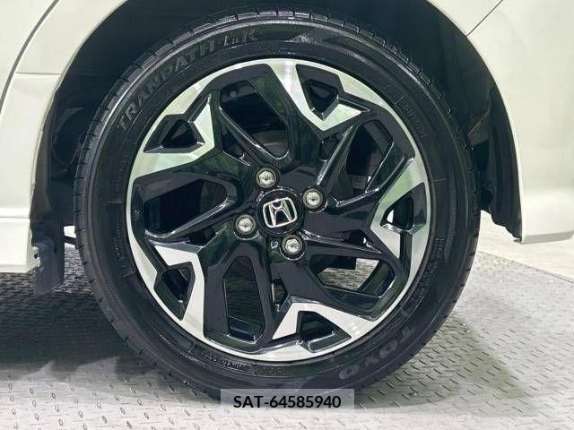 Honda N BOX CUSTOM 2017-11 329823-13