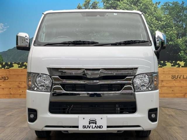Toyota HIACE VAN 2022-07 190813-14