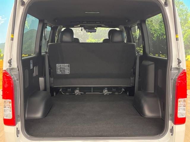 Toyota HIACE VAN 2022-07 190813-10