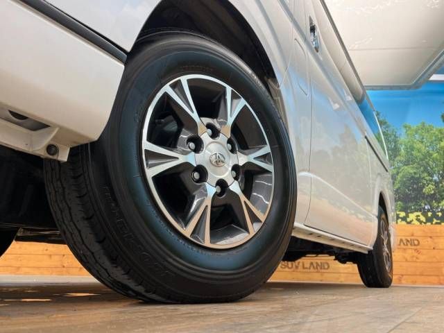 Toyota HIACE VAN 2022-07 190813-13