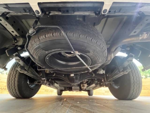 Toyota HIACE VAN 2022-07 190813-19