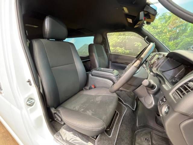 Toyota HIACE VAN 2022-07 190813-8