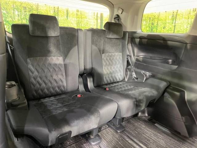 Toyota VELLFIRE 2019-11 11412-10