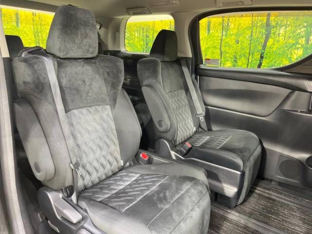 Toyota VELLFIRE 2019-11 11412-9