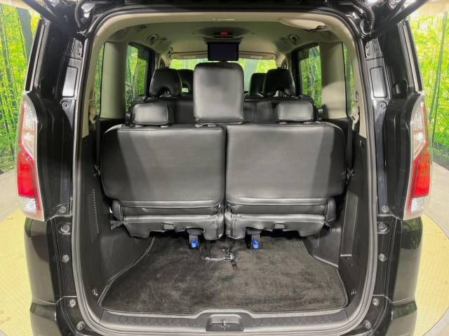 Nissan SERENA 2018-09 29227-11