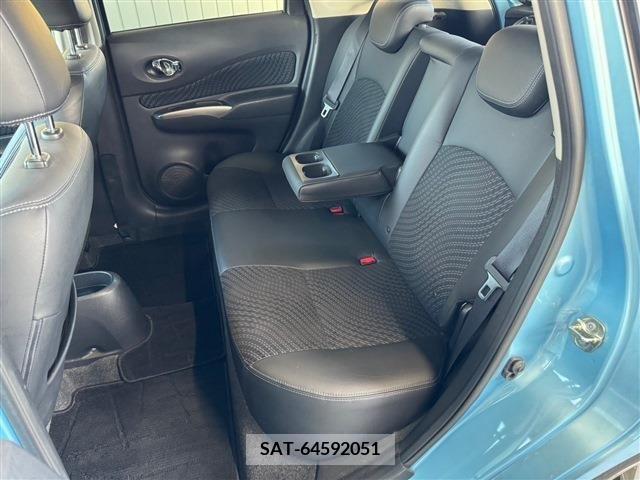 Nissan NOTE 2013-03 302295-9