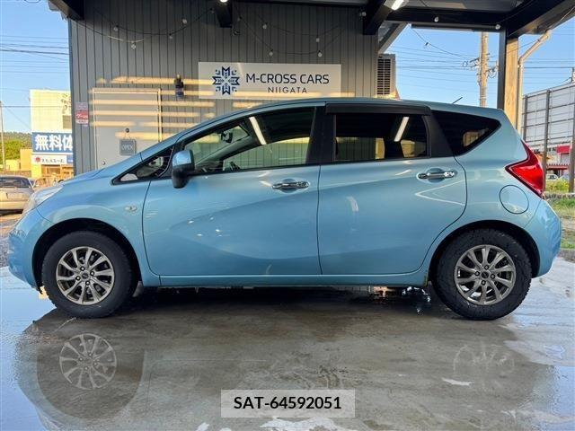 Nissan NOTE 2013-03 302295-1
