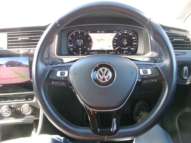 VolksWagen GOLF 2019-03 186813-16