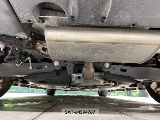 Toyota PRIUS 2017-01 322548-19