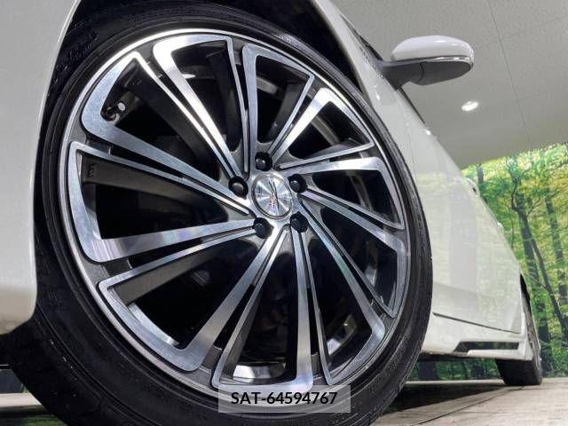 Toyota PRIUS 2017-01 322548-13