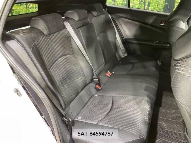 Toyota PRIUS 2017-01 322548-9