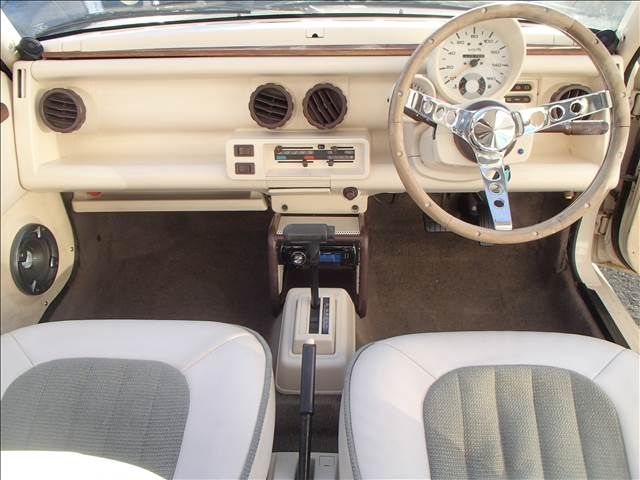 Nissan BE-1 1988-04 182316-1