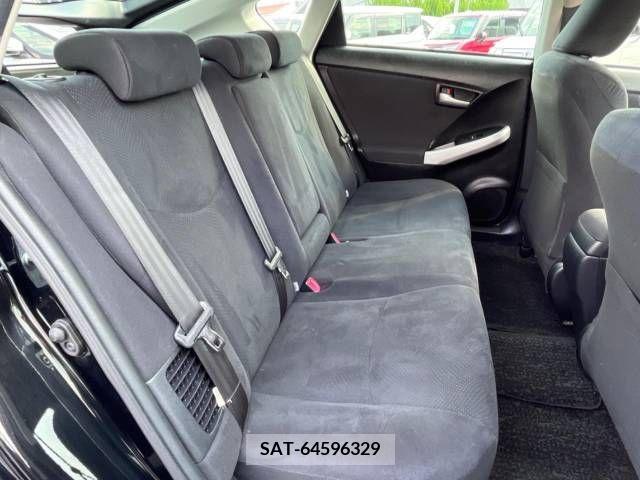 Toyota PRIUS 2012-04 366612-9