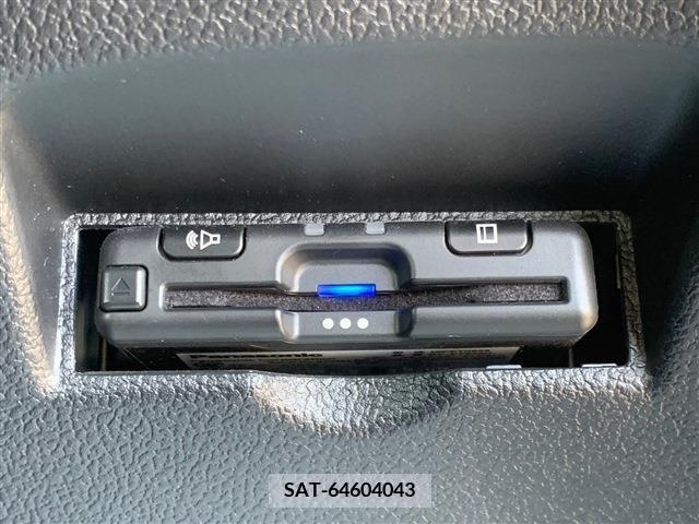Toyota PRIUS 2020-02 255325-13