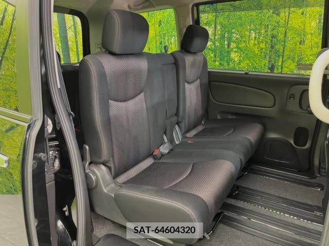 Nissan SERENA 2011-08 367700-8