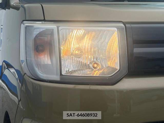 Daihatsu WAKE 2017-02 310562-12