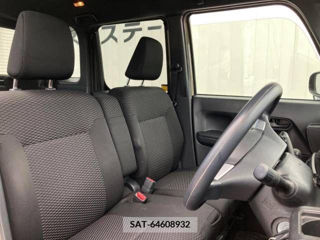Daihatsu WAKE 2017-02 310562-8