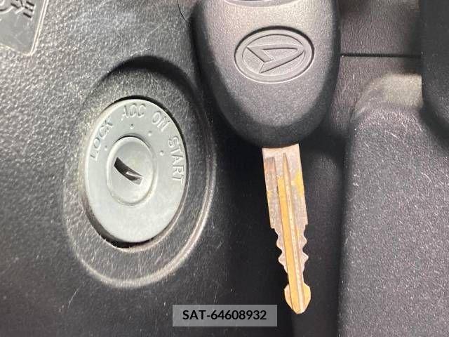 Daihatsu WAKE 2017-02 310562-7