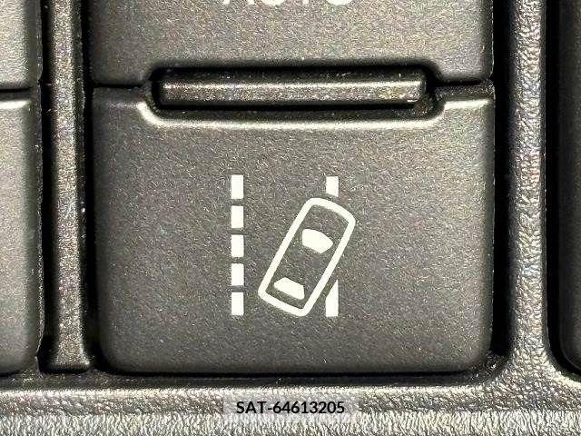 Toyota VOXY 2019-06 335416-11