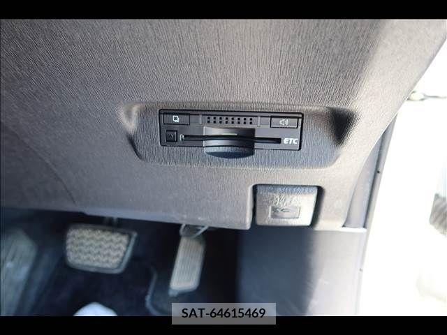 Toyota PRIUS 2013-11 322153-26