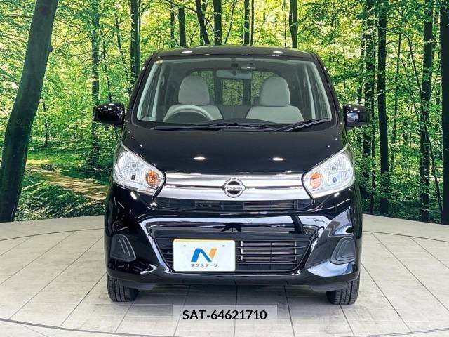 Nissan DAYZ 2017-08 323401-14