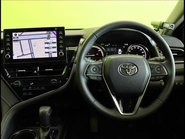 Toyota CAMRY HYBRID 2022-10 182522-21