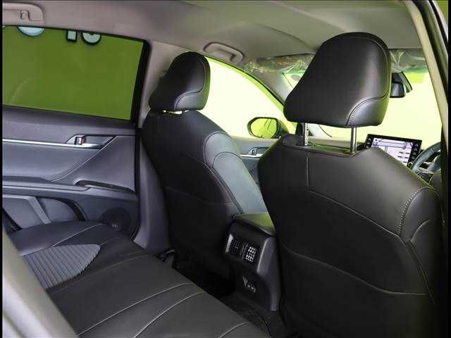 Toyota CAMRY HYBRID 2022-10 182522-24