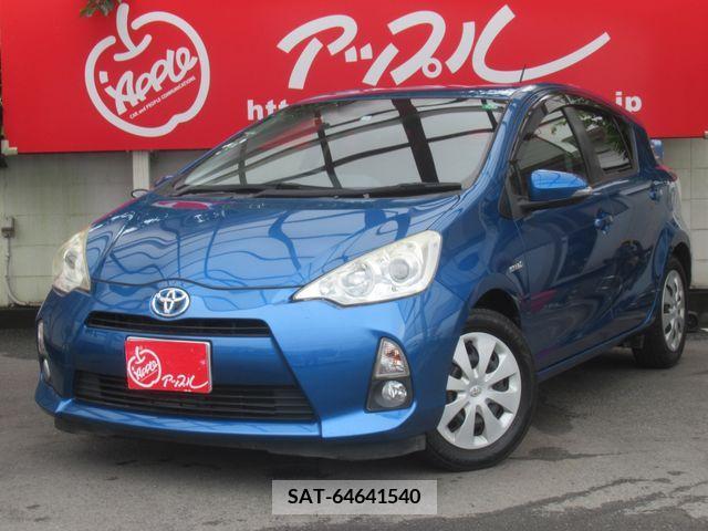 Toyota AQUA 2012-03 382942-0