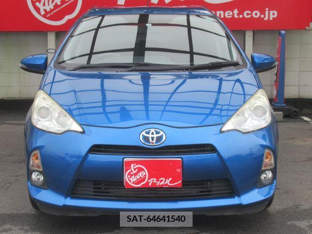 Toyota AQUA 2012-03 382942-3