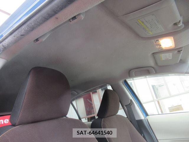 Toyota AQUA 2012-03 382942-26