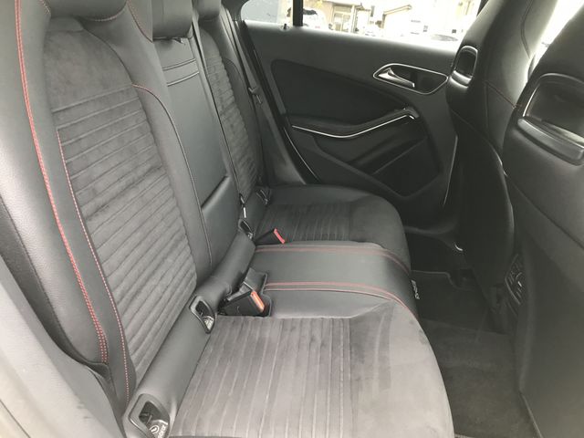 Mercedes Benz CLA-CLASS 2014-12 195751-11