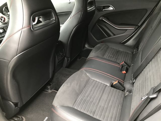 Mercedes Benz CLA-CLASS 2014-12 195751-13