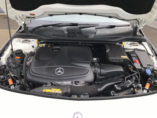 Mercedes Benz CLA-CLASS 2014-12 195751-29