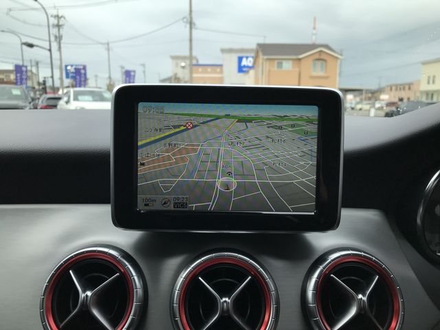 Mercedes Benz CLA-CLASS 2014-12 195751-16