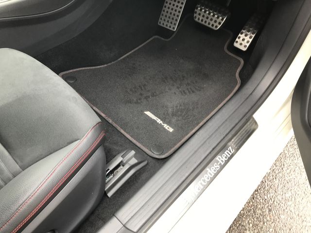 Mercedes Benz CLA-CLASS 2014-12 195751-21