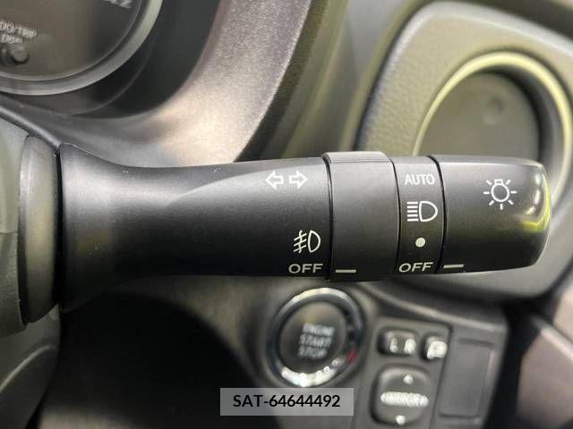 Toyota VITZ 2014-02 288569-6