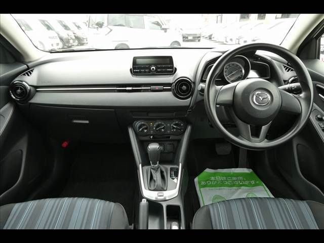Mazda DEMIO 2016-05 11630-2