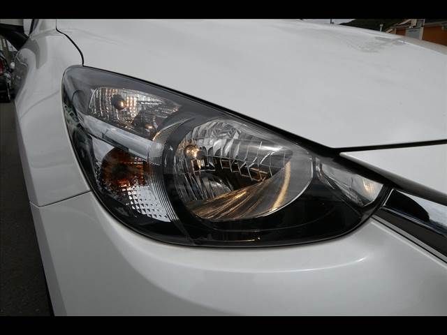 Mazda DEMIO 2016-05 11630-18