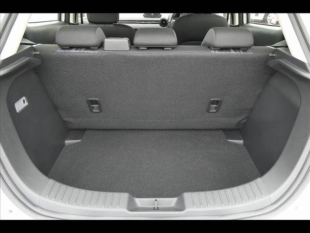 Mazda DEMIO 2016-05 11630-11