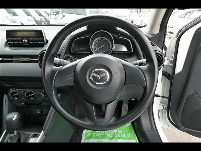 Mazda DEMIO 2016-05 11630-3