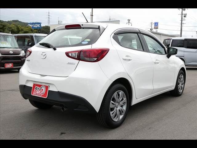 Mazda DEMIO 2016-05 11630-16