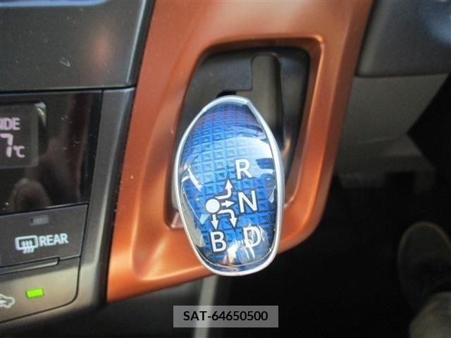 Toyota PRIUS ALPHA 2012-03 216163-14