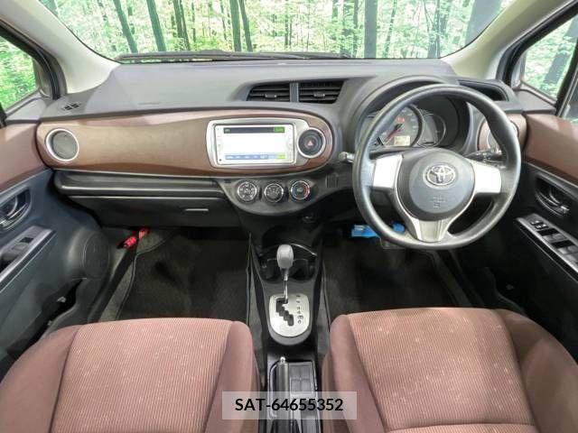 Toyota VITZ 2013-07 380861-1