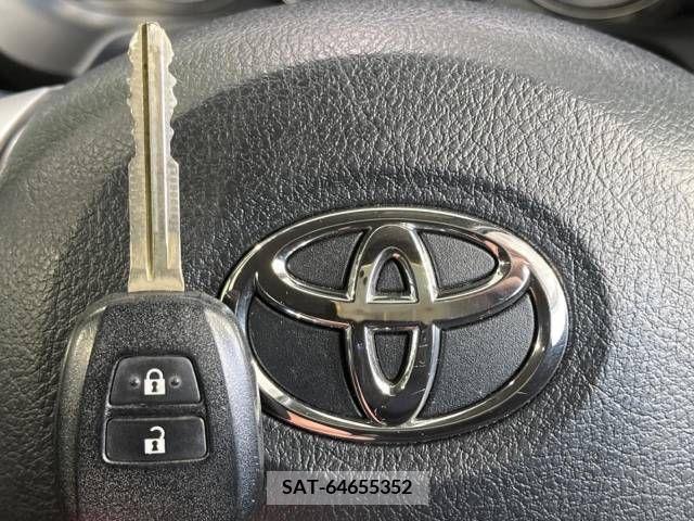 Toyota VITZ 2013-07 380861-5