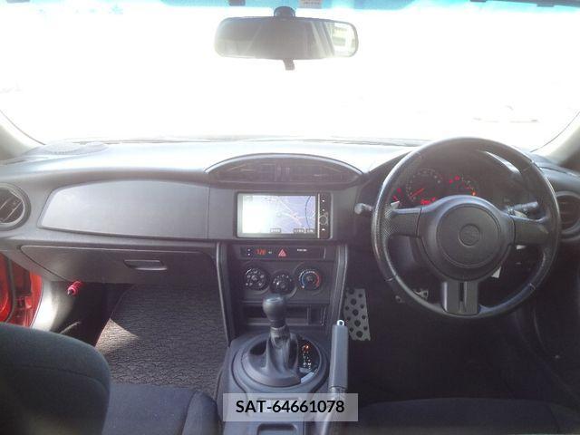 Toyota 86 2013-04 203149-2
