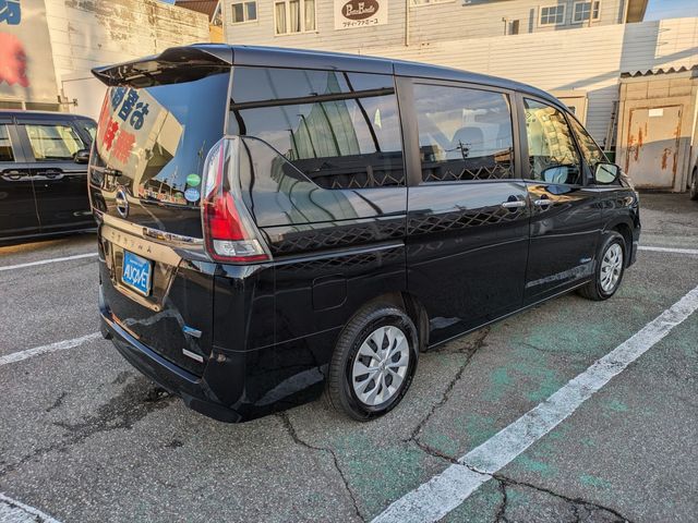 Nissan SERENA 2016-10 187794-1